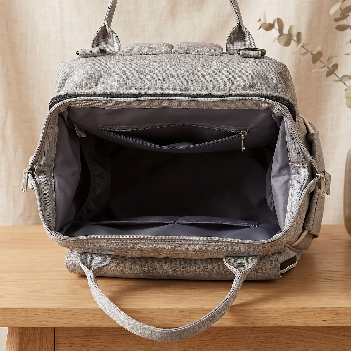 TEENY TRAVELER GO™  -  Hoitolaukku