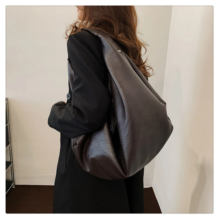 Women's Hobo Bag - Premium Hobo Bags from WackyVenture - Just €44.95! Shop now at WackyVenture